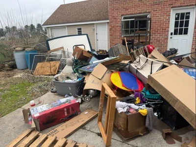 Yard Junk Removal Service